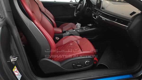 Photo 26 VIN: WAUZZZF53JA078222 - AUDI S5 