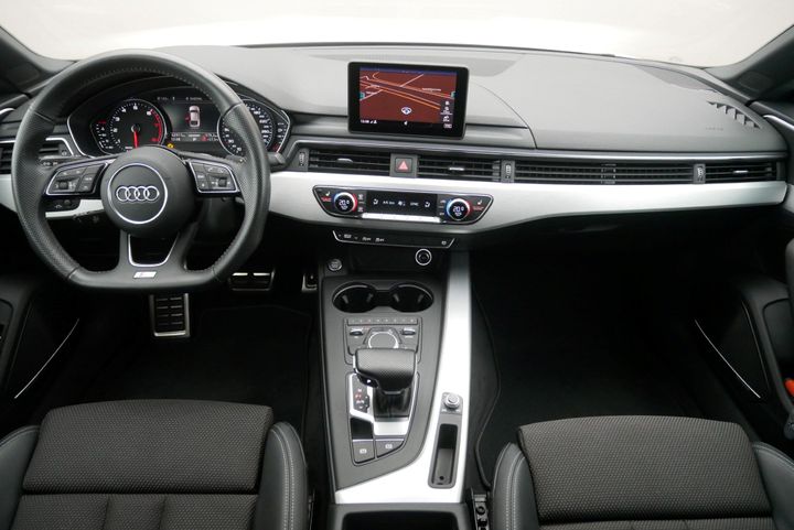 Photo 8 VIN: WAUZZZF53JA108755 - AUDI A5 SPORTBACK 