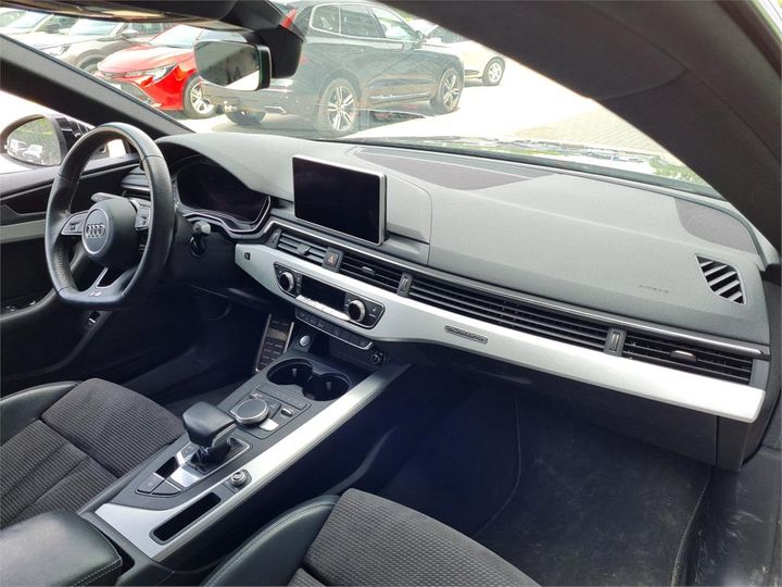 Photo 3 VIN: WAUZZZF55JA017647 - AUDI A5 SPORTBACK 