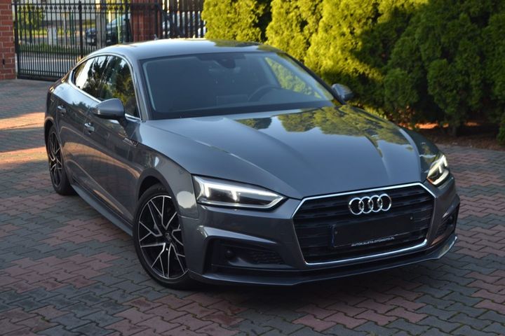 Photo 1 VIN: WAUZZZF56JA123136 - AUDI A5 