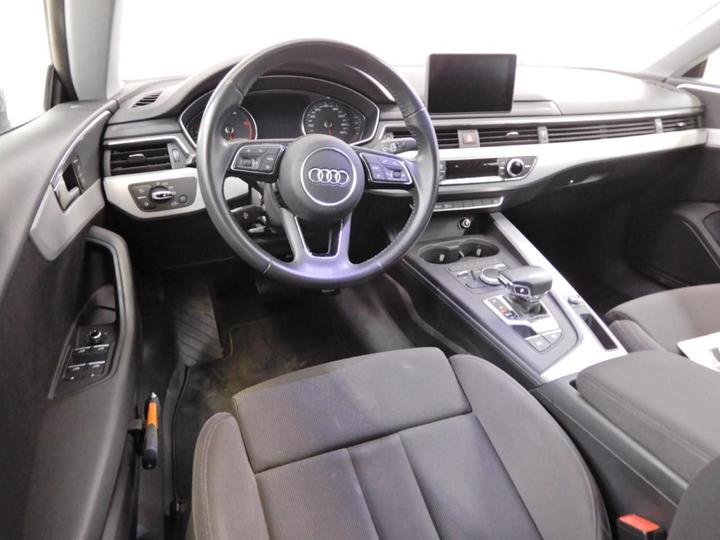 Photo 9 VIN: WAUZZZF57JA043960 - AUDI A5 SPORTBACK 