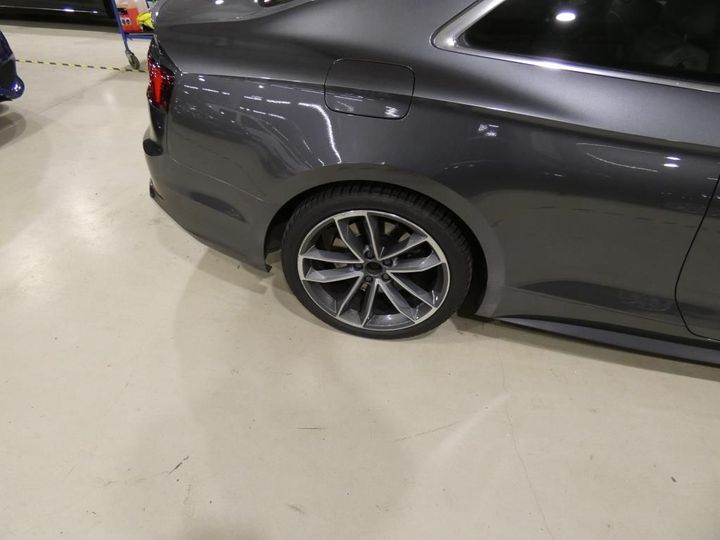 Photo 26 VIN: WAUZZZF58JA097316 - AUDI S5 