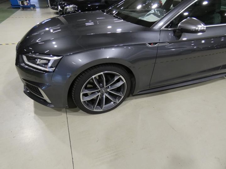 Photo 30 VIN: WAUZZZF58JA097316 - AUDI S5 