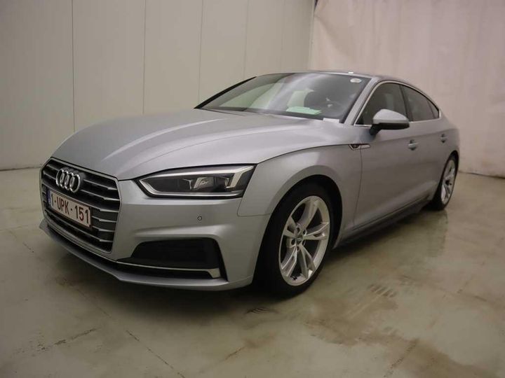 Photo 1 VIN: WAUZZZF58JA122750 - AUDI A5 