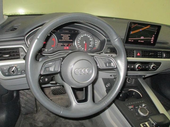 Photo 35 VIN: WAUZZZF59JA040039 - AUDI A5 