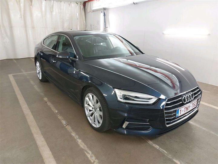 Photo 2 VIN: WAUZZZF59JA055480 - AUDI A5 SPORTBACK 