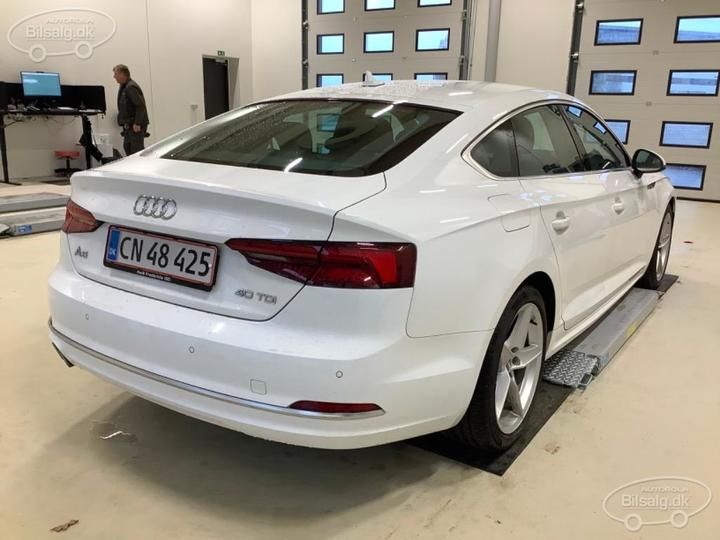 Photo 15 VIN: WAUZZZF59KA059935 - AUDI A5 SPORTBACK 