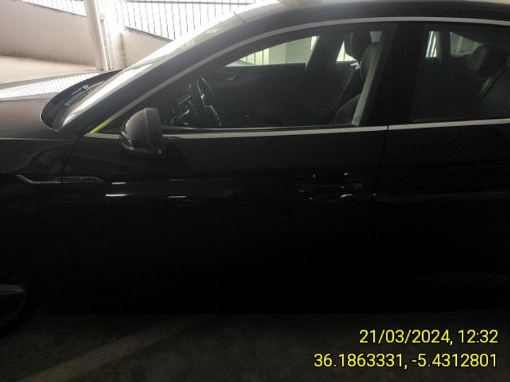 Photo 18 VIN: WAUZZZF5XHA012096 - AUDI A5 