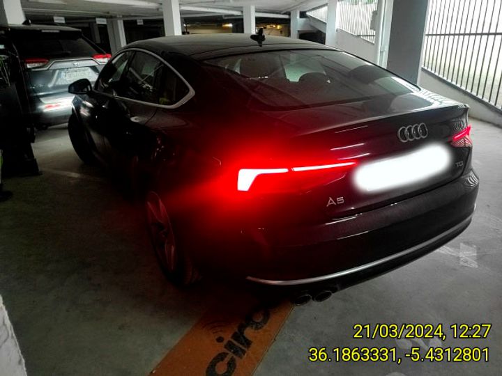 Photo 22 VIN: WAUZZZF5XHA012096 - AUDI A5 