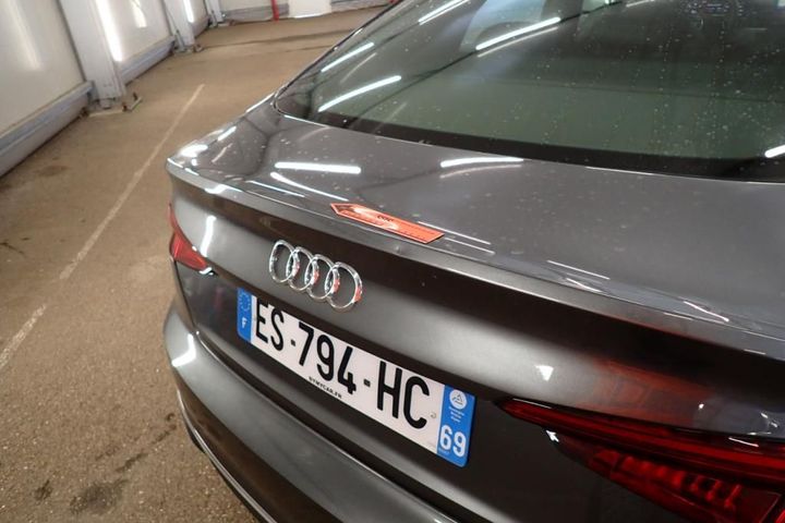 Photo 23 VIN: WAUZZZF5XJA057626 - AUDI A5 SPORTBACK 