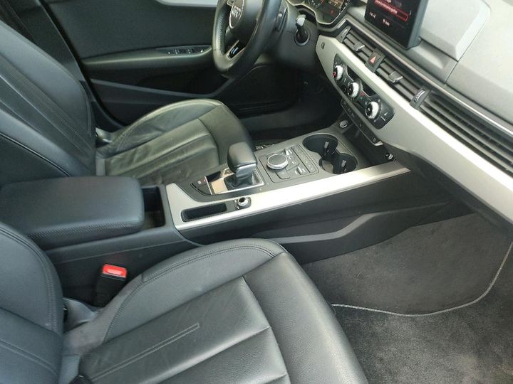 Photo 22 VIN: WAUZZZF5XKA036132 - AUDI A5 