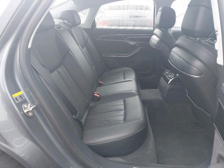 Photo 6 VIN: WAUZZZF82JN006706 - AUDI A8 