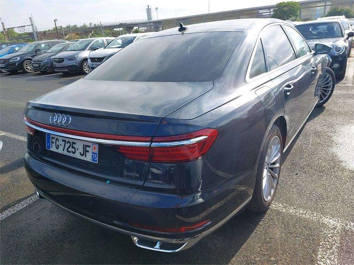 Photo 3 VIN: WAUZZZF82KN017075 - AUDI A8 