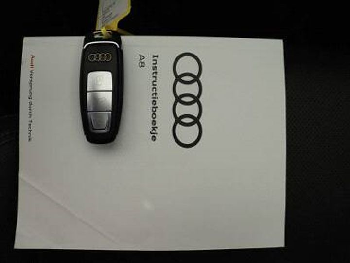 Photo 15 VIN: WAUZZZF84JN003144 - AUDI A8 