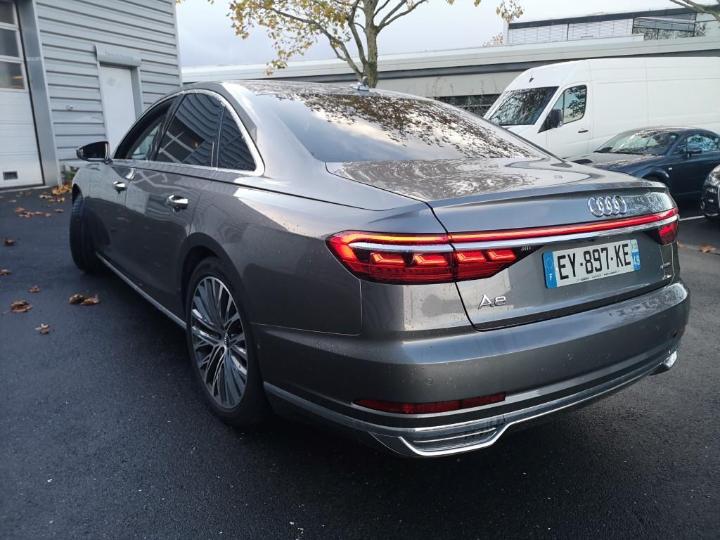 Photo 23 VIN: WAUZZZF86JN006871 - AUDI A8 