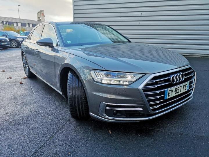 Photo 28 VIN: WAUZZZF86JN006871 - AUDI A8 