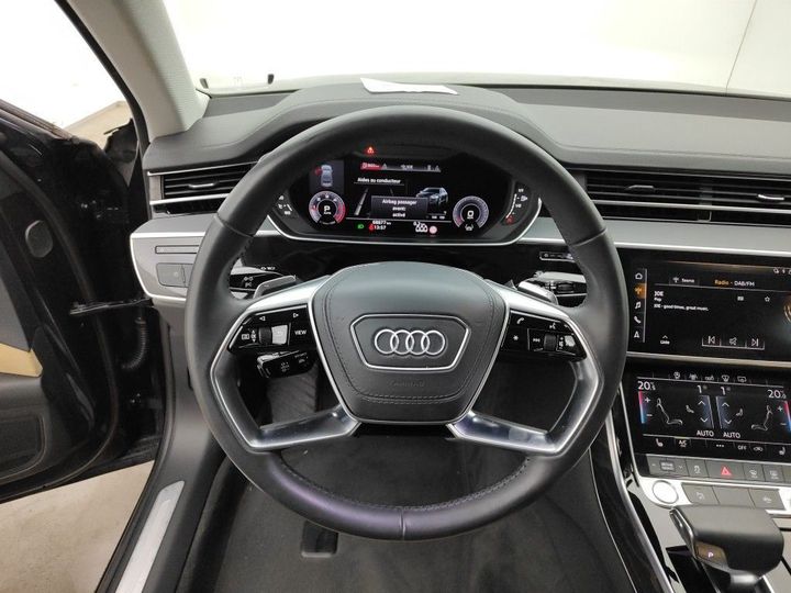 Photo 16 VIN: WAUZZZF86JN013089 - AUDI A8 '17 