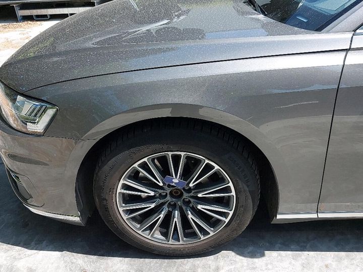 Photo 23 VIN: WAUZZZF89JN011241 - AUDI A8 