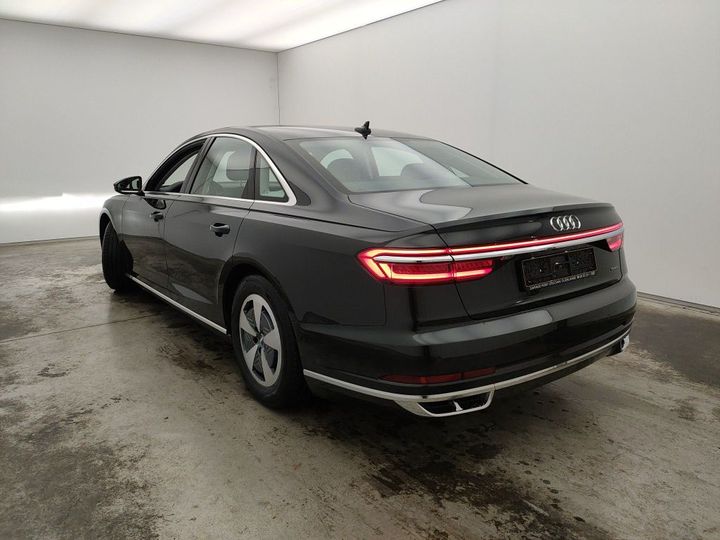 Photo 1 VIN: WAUZZZF89JN013765 - AUDI A8 '17 