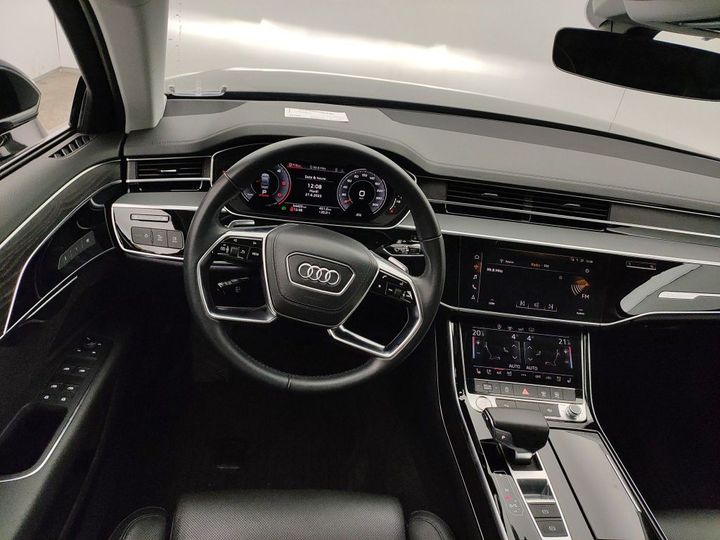 Photo 2 VIN: WAUZZZF89JN013765 - AUDI A8 '17 