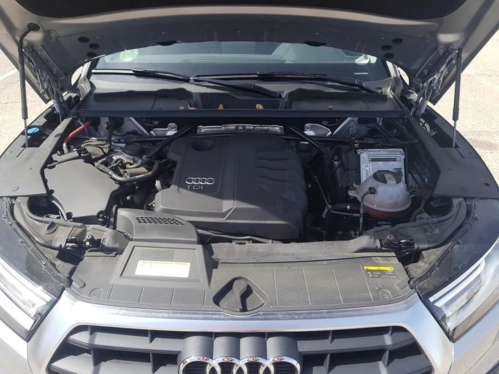 Photo 12 VIN: WAUZZZFY0J2047885 - AUDI Q5 