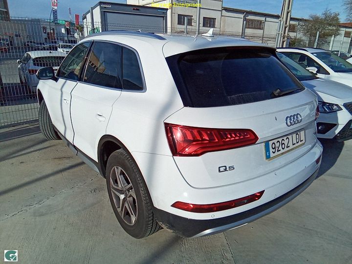 Photo 9 VIN: WAUZZZFY0K2117435 - AUDI Q5 