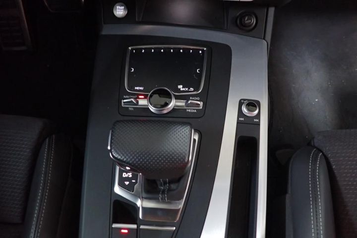 Photo 14 VIN: WAUZZZFY1J2043490 - AUDI Q5 