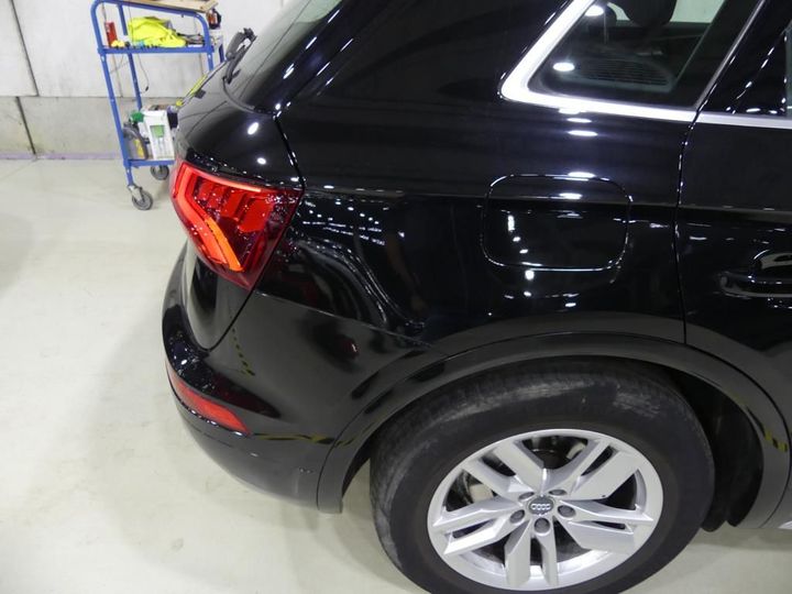 Photo 15 VIN: WAUZZZFY1J2083861 - AUDI Q5 