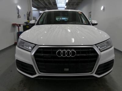 Photo 5 VIN: WAUZZZFY1K2052143 - AUDI Q5 DIESEL - 2017 