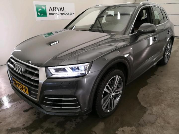 Photo 1 VIN: WAUZZZFY4H2027469 - AUDI Q5 