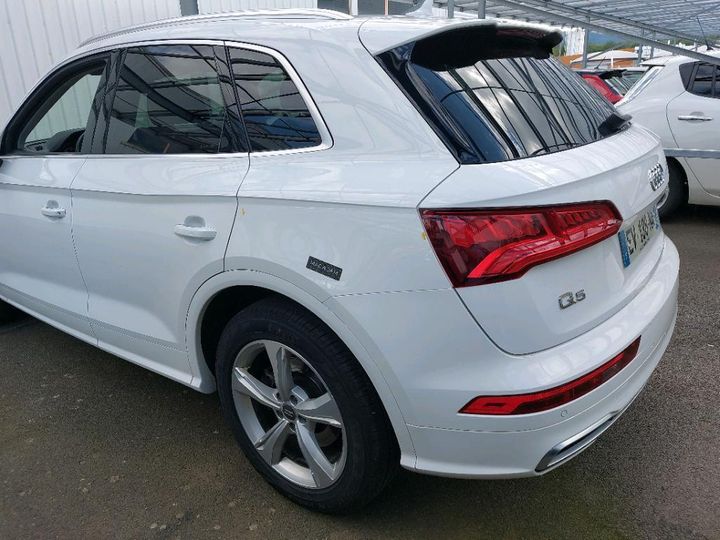 Photo 17 VIN: WAUZZZFY4J2116397 - AUDI Q5 