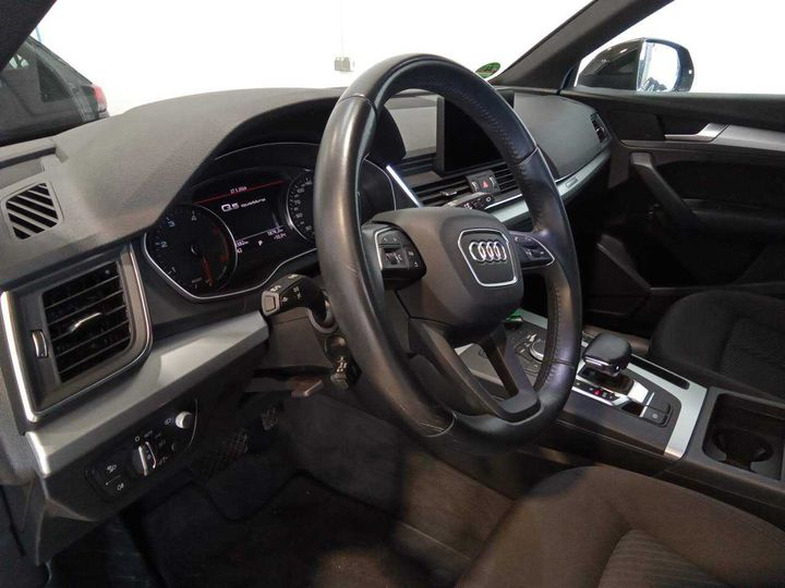 Photo 29 VIN: WAUZZZFY4L2110490 - AUDI Q5 40 TDI QUATTRO 