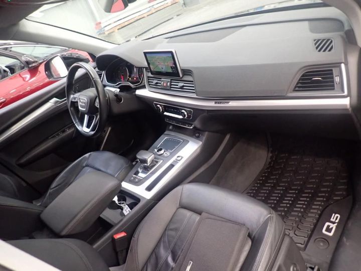 Photo 17 VIN: WAUZZZFY5J2131667 - AUDI Q5 