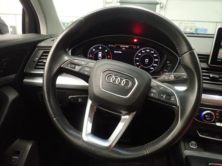 Photo 10 VIN: WAUZZZFY6J2124405 - AUDI Q5 