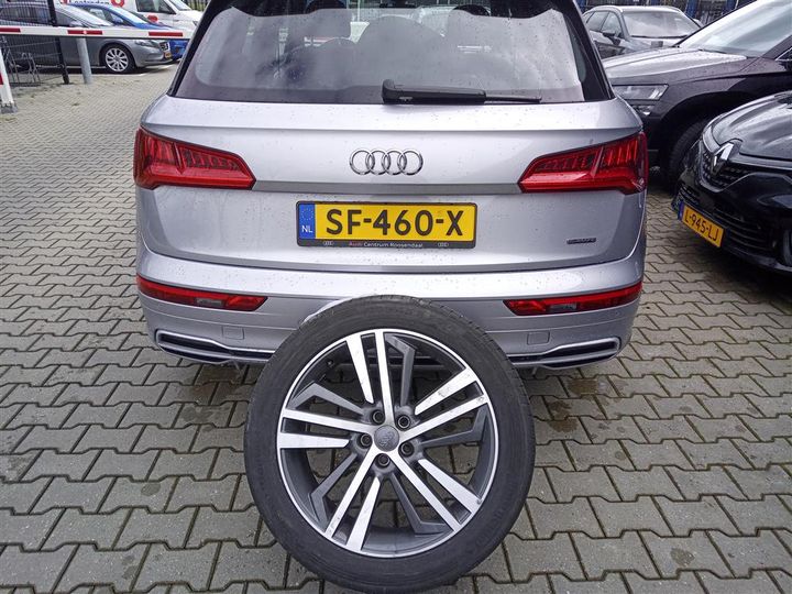 Photo 11 VIN: WAUZZZFY7H2051216 - AUDI Q5 