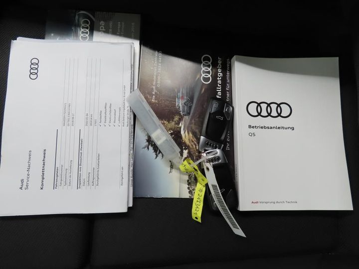 Photo 11 VIN: WAUZZZFY7J2193121 - AUDI Q5 