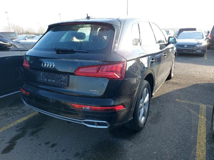 Photo 1 VIN: WAUZZZFY7L2041679 - AUDI Q5 55 TFSIE 