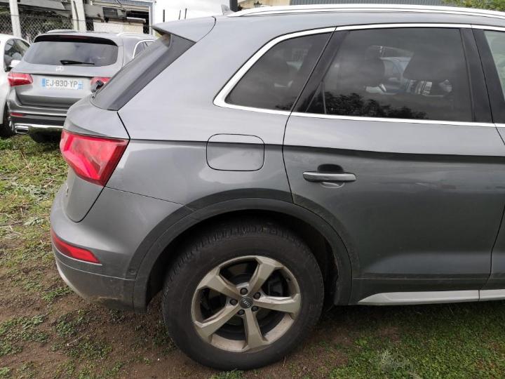 Photo 29 VIN: WAUZZZFY8J2049402 - AUDI Q5 