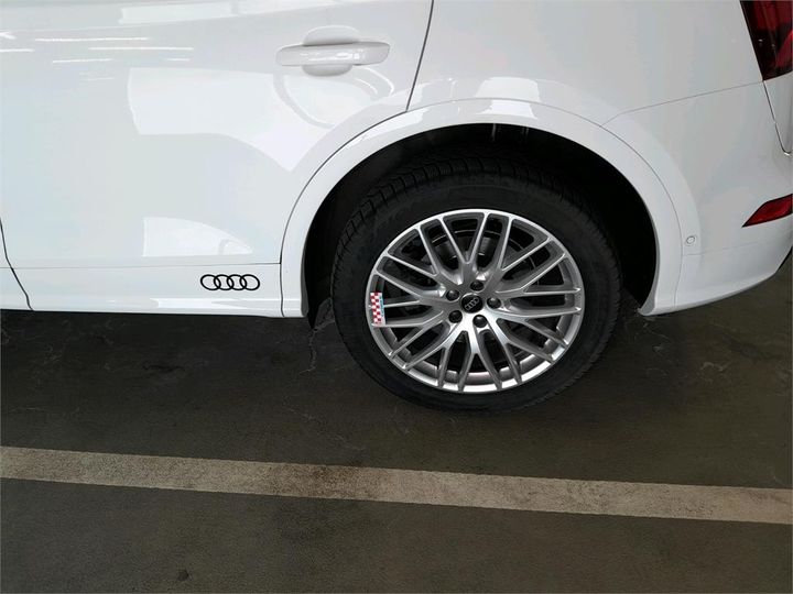 Photo 34 VIN: WAUZZZFY9J2107940 - AUDI Q5 