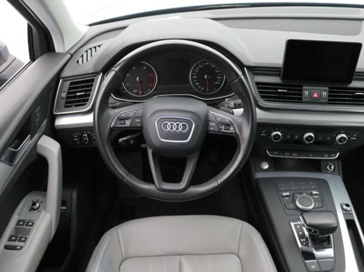 Photo 5 VIN: WAUZZZFYXH2031865 - AUDI Q516 