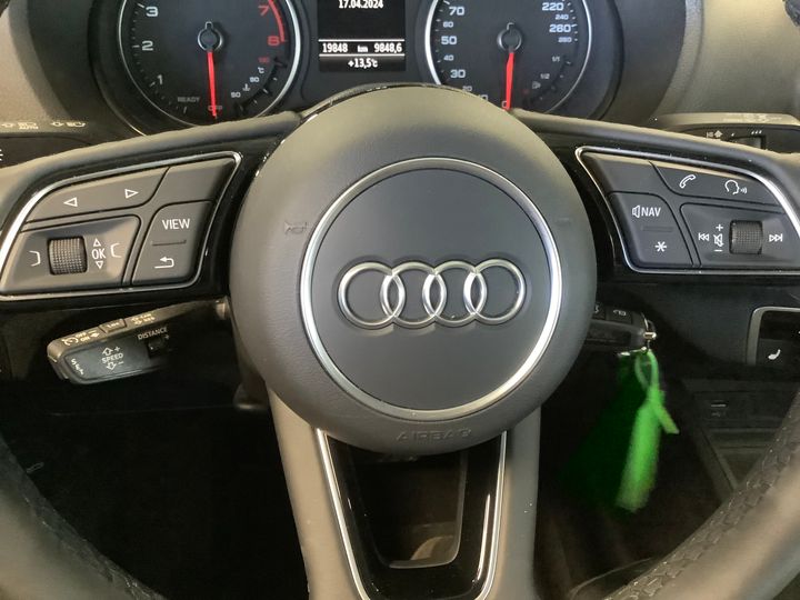 Photo 1 VIN: WAUZZZGA0PA037986 - AUDI Q2 