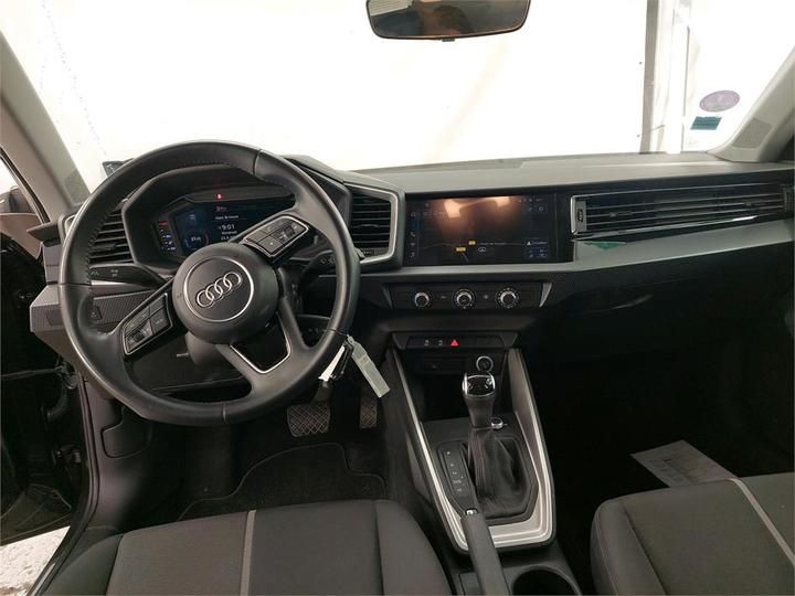 Photo 5 VIN: WAUZZZGB1KR004594 - AUDI A1 