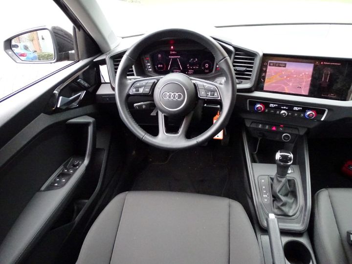 Photo 3 VIN: WAUZZZGB2KR051794 - AUDI A1 