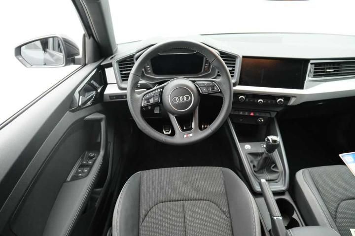 Photo 9 VIN: WAUZZZGB2KR069972 - AUDI A1 SPORTBACK &#3918 