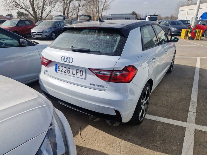 Photo 3 VIN: WAUZZZGB3LR034567 - AUDI A1 