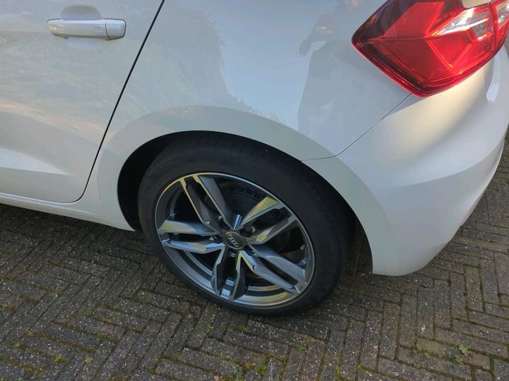 Photo 18 VIN: WAUZZZGB4LR015123 - AUDI A1 