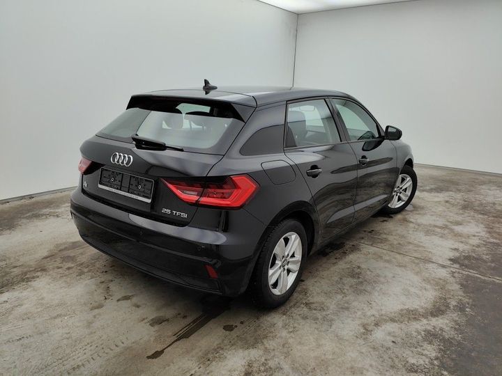 Photo 1 VIN: WAUZZZGB5KR032723 - AUDI A1 SB '18 