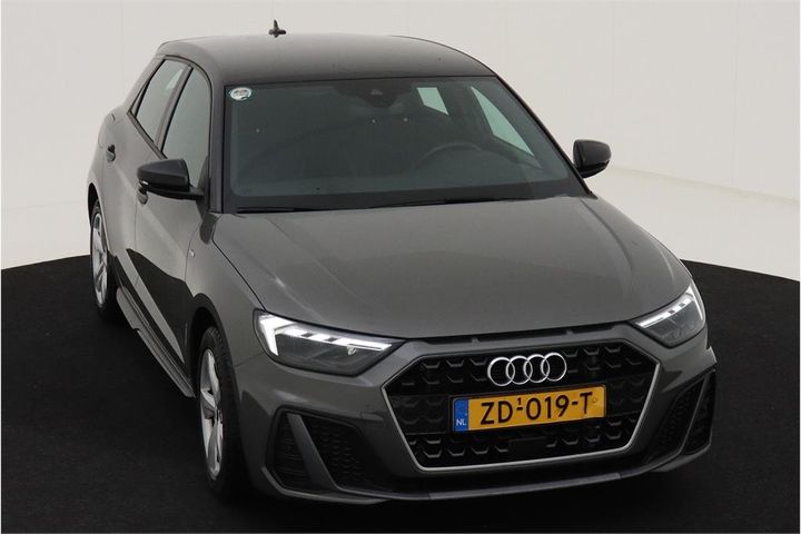 Photo 2 VIN: WAUZZZGB5KR045097 - AUDI A1 