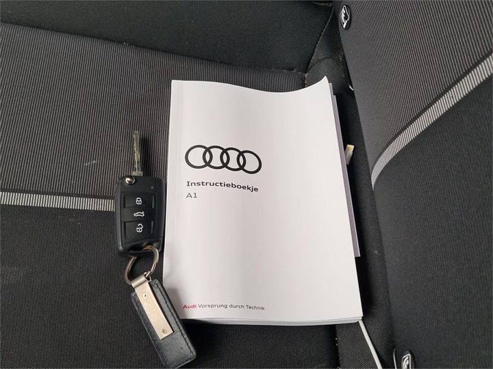 Photo 12 VIN: WAUZZZGB5MR015973 - AUDI A1 