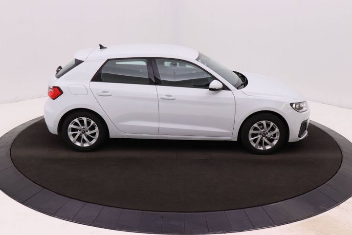 Photo 8 VIN: WAUZZZGB5NR027932 - AUDI A1 